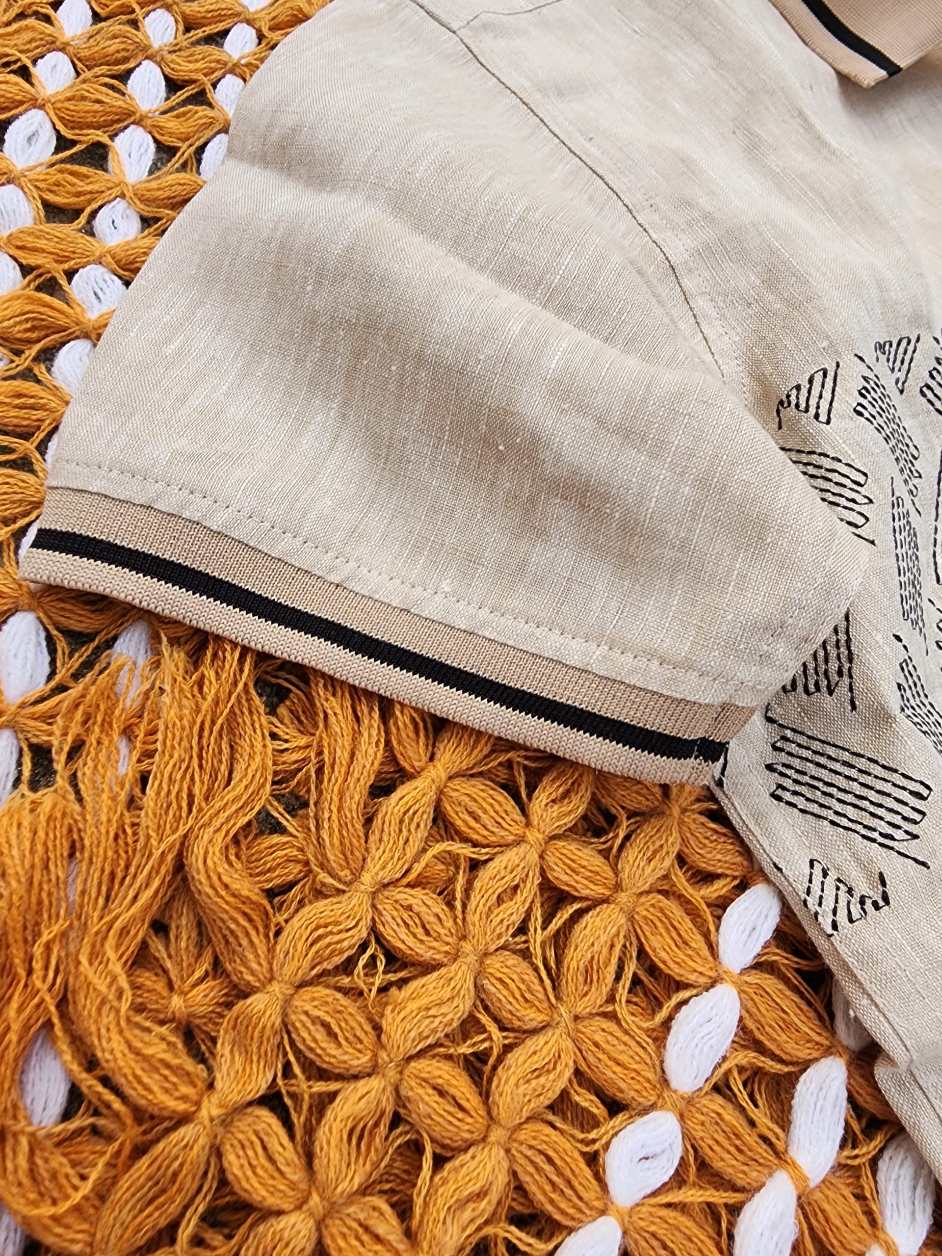 EMB Linen Rimi Rib Half Shirt - Image 7